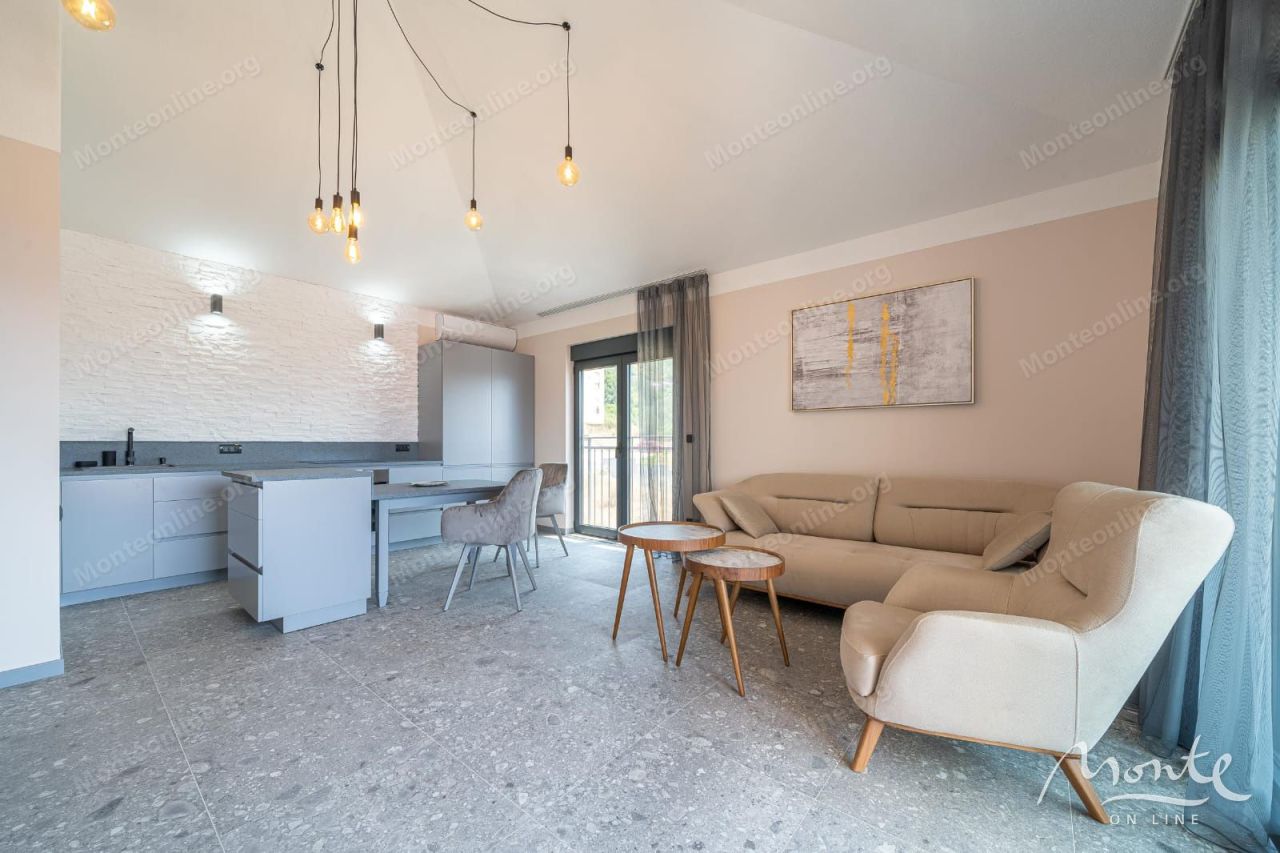 Апартаменты в Тивате, Черногория, 78 м² - фото 2