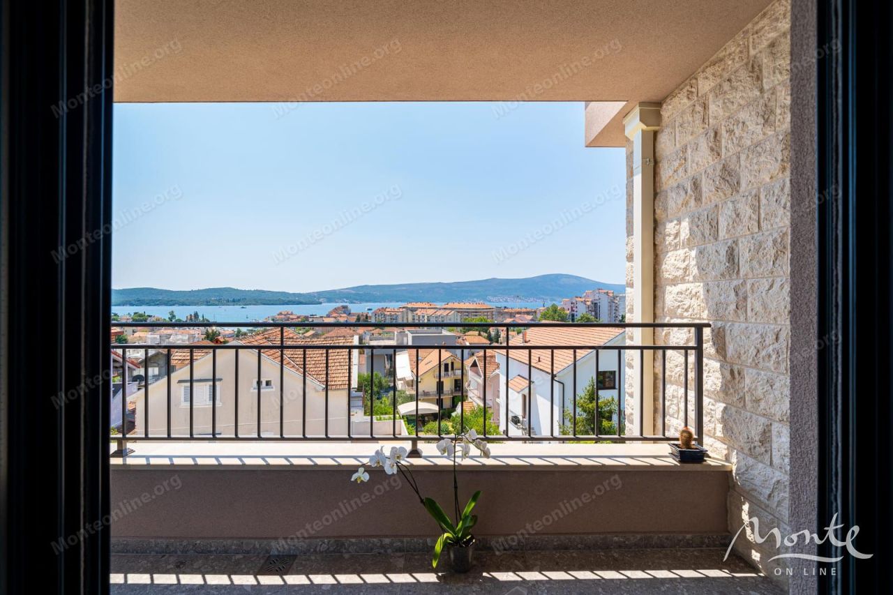 Апартаменты в Тивате, Черногория, 78 м² - фото 18