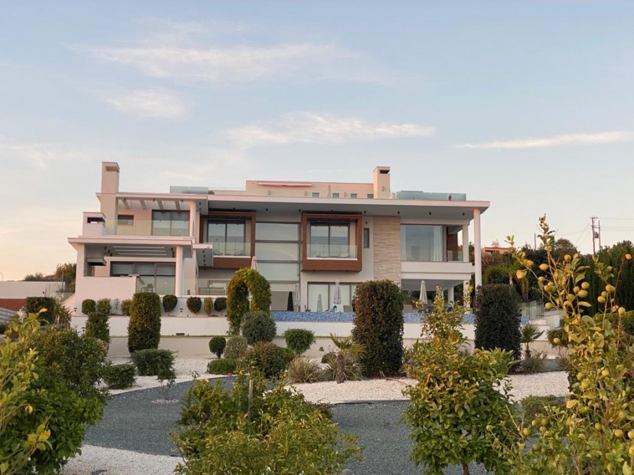 Вилла в Пафосе, Кипр, 4 039 м² - фото 2