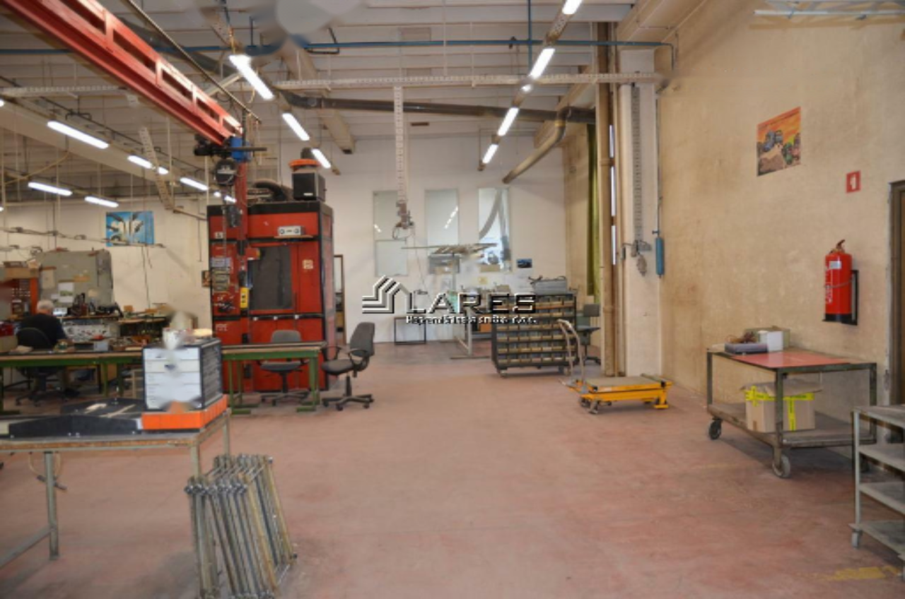 Офис в Любляне, Словения, 1 500 м² - фото 3