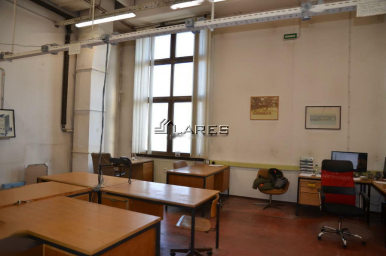 Офис в Любляне, Словения, 1 500 м² - фото 9