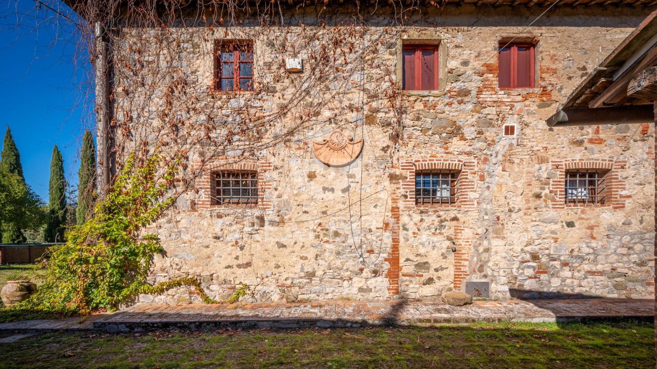 Дом в Кьянти, Италия, 615.9 м² - фото 7