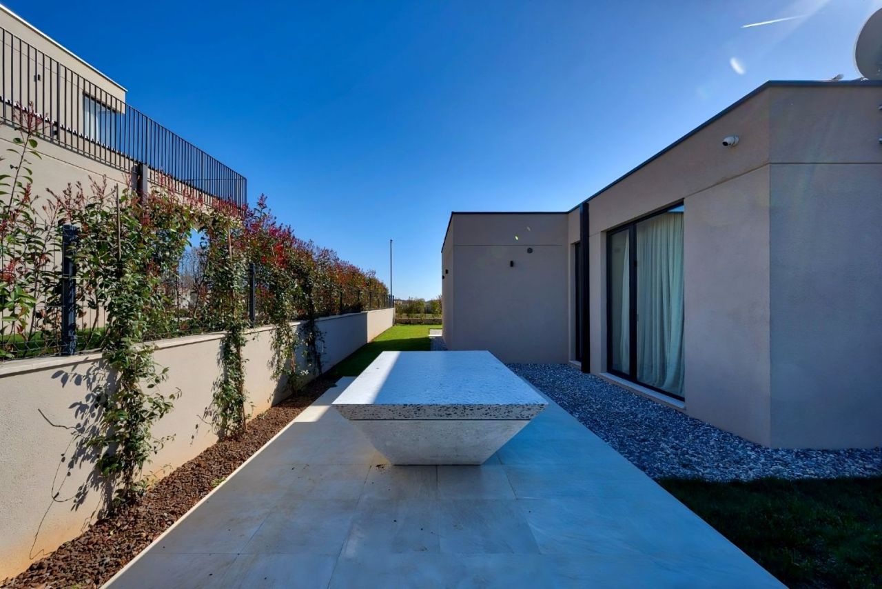 Вилла в Порече, Хорватия, 234 м² - фото 10