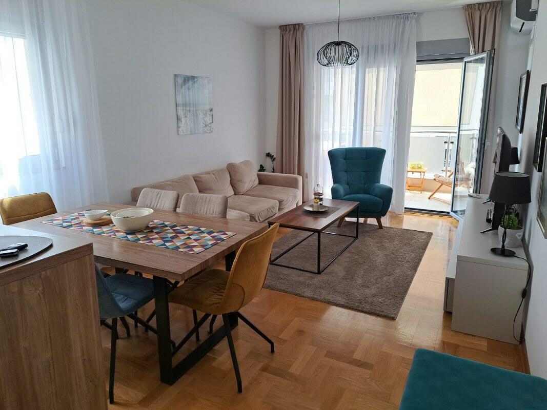 Квартира в Будве, Черногория, 84 м² - фото 1