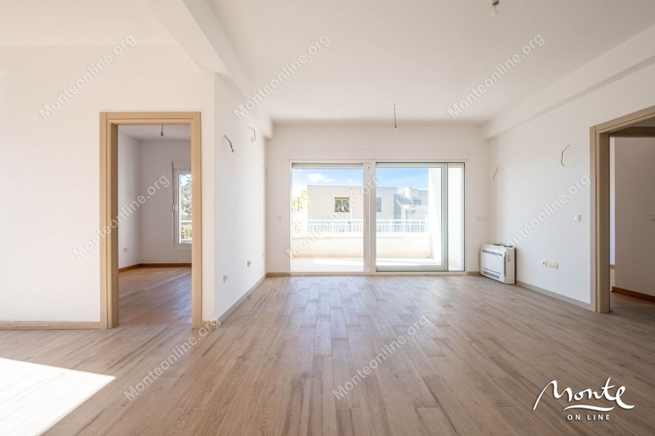 Апартаменты в Тивате, Черногория, 66 м² - фото 6