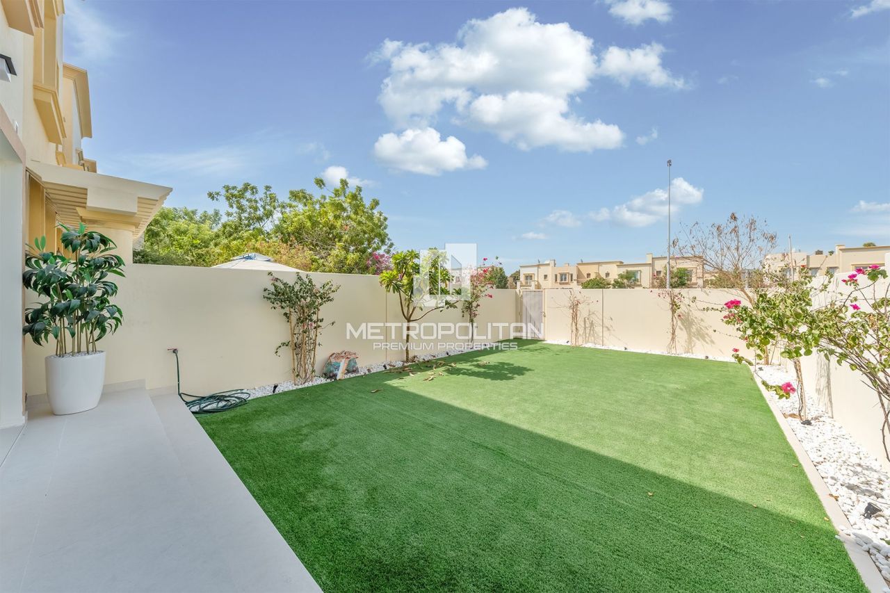 Таунхаус в Дубае, ОАЭ, 185 м² - фото 9