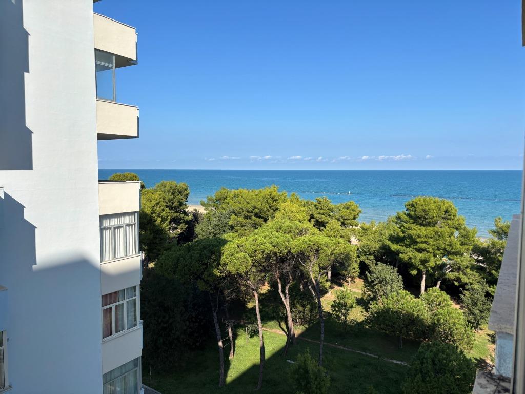 Квартира в Монтесильвано, Италия, 46 м² - фото 2