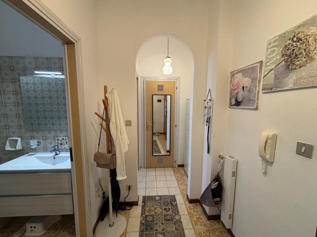 Квартира в Монтесильвано, Италия, 46 м² - фото 8