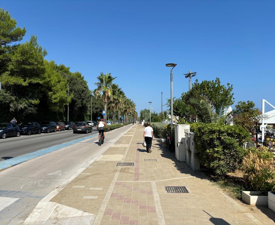 Квартира в Монтесильвано, Италия, 46 м² - фото 17