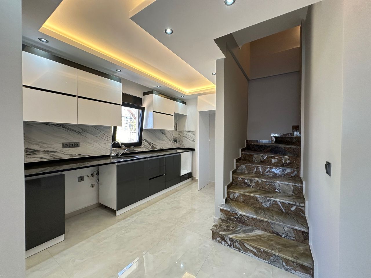 Пентхаус в Авсалларе, Турция, 120 м² - фото 1