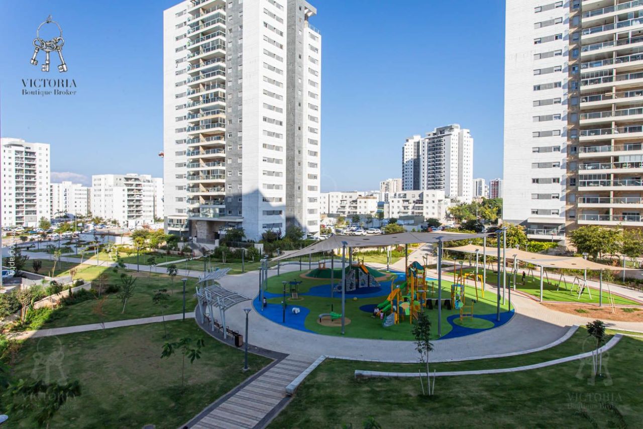 Квартира в Тират-Кармеле, Израиль, 150 м² - фото 15