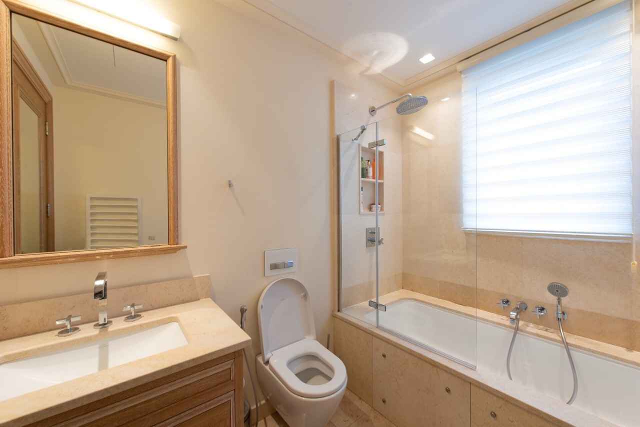 Квартира в Тивате, Черногория, 77 м² - фото 10