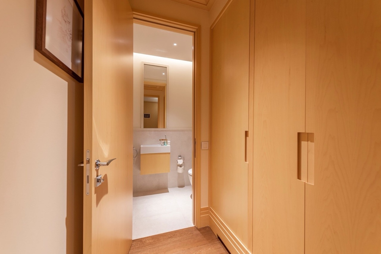 Квартира в Тивате, Черногория, 80 м² - фото 13