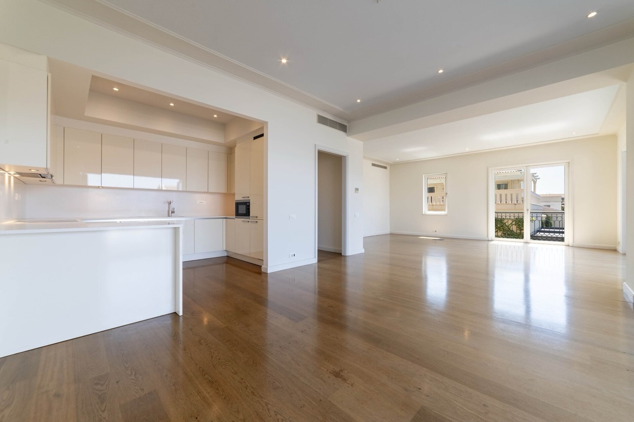 Квартира в Тивате, Черногория, 228 м² - фото 10