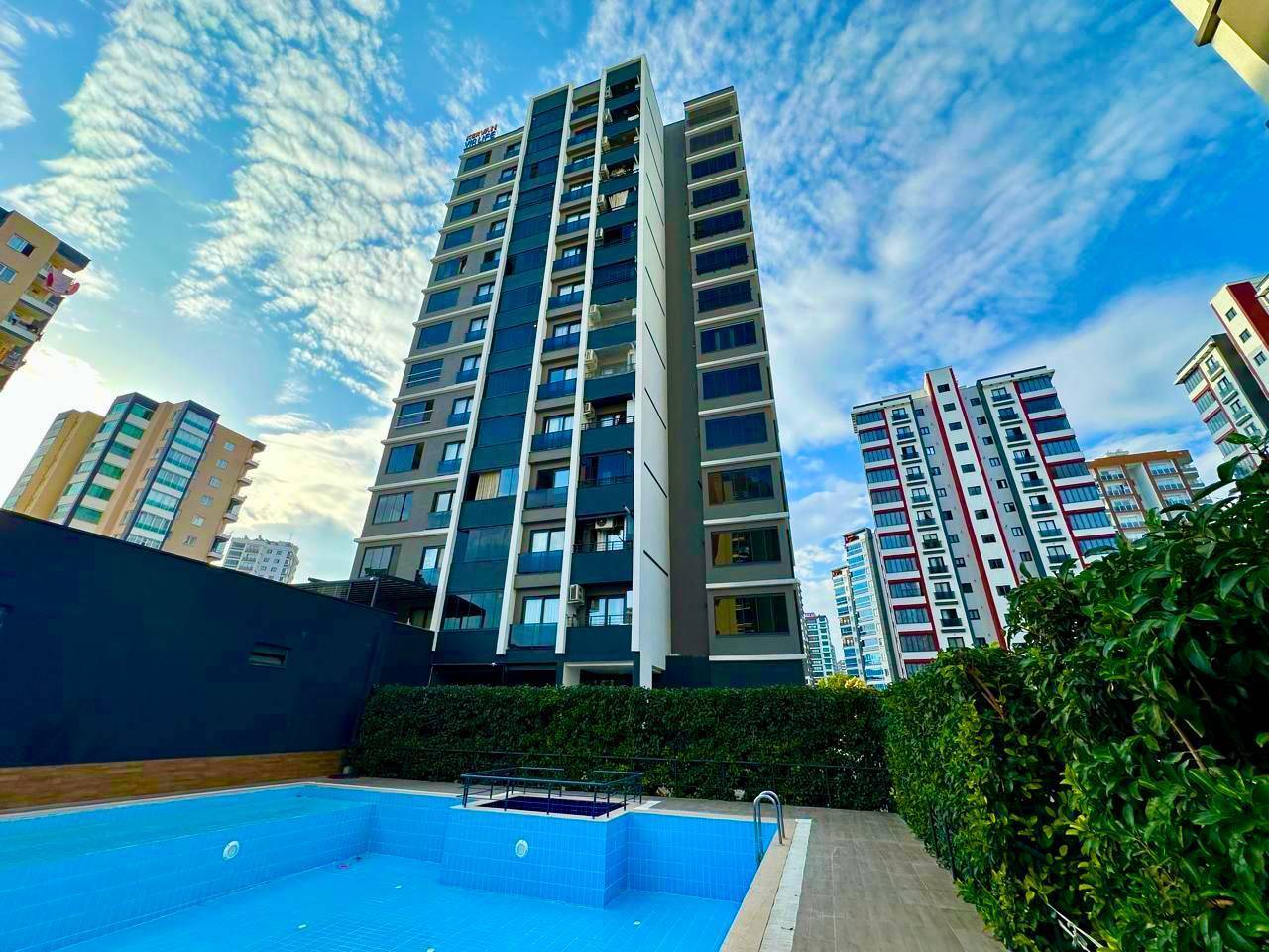 Квартира в Мерсине, Турция, 95 м² - фото 1