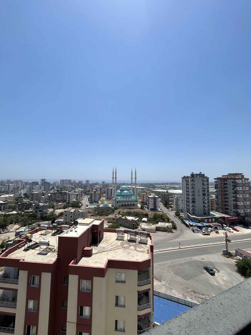 Квартира в Мерсине, Турция, 220 м² - фото 1