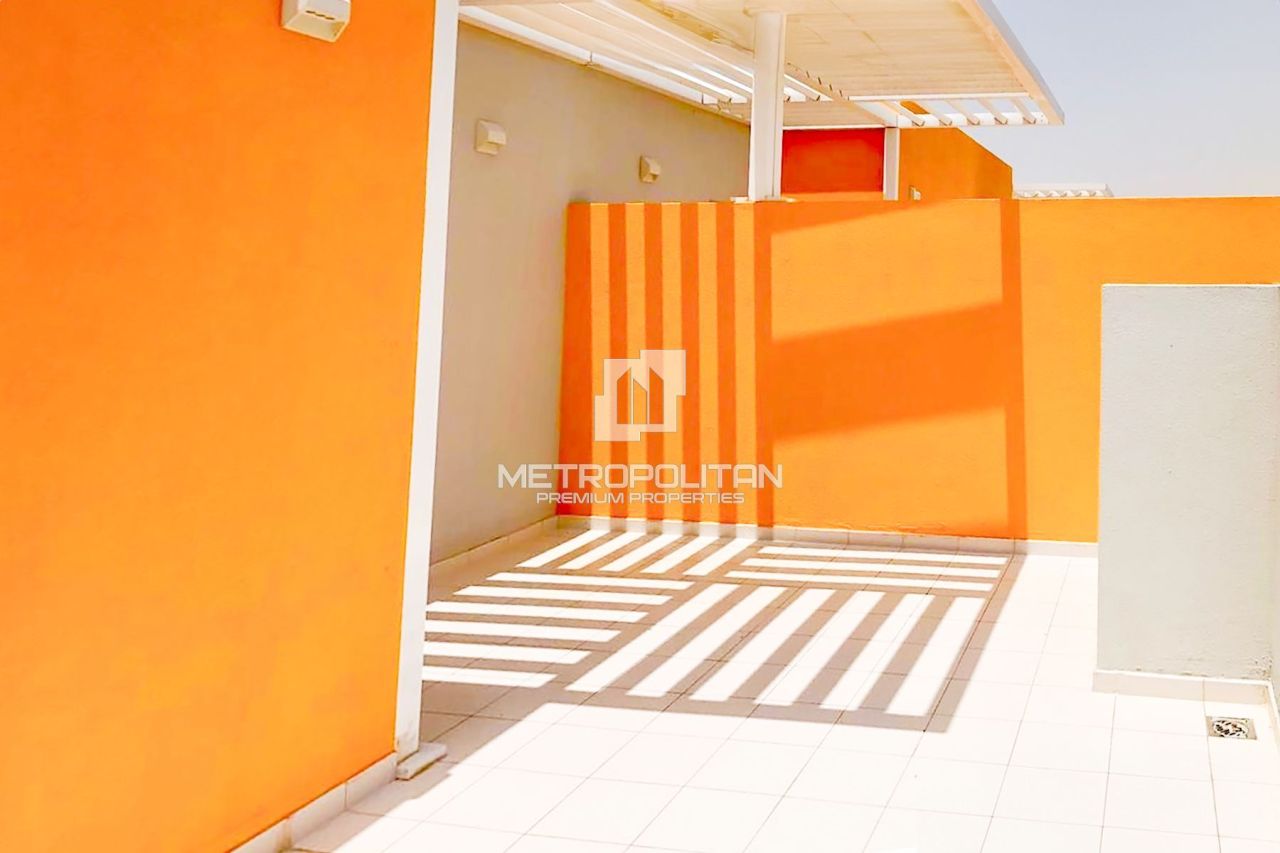 Таунхаус в Дубае, ОАЭ, 192 м² - фото 8