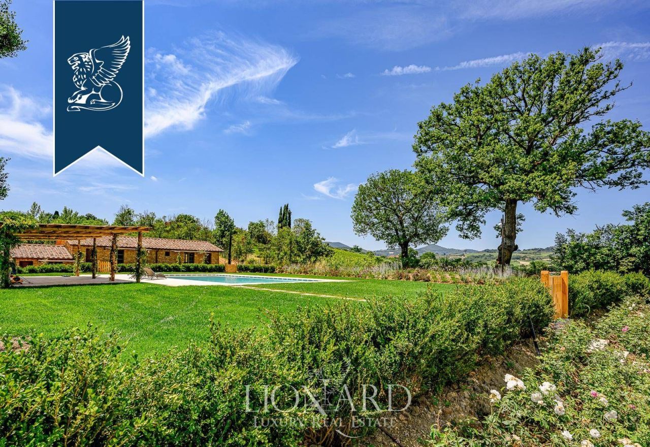 Ферма в Монтепульчано, Италия, 590 м² - фото 3