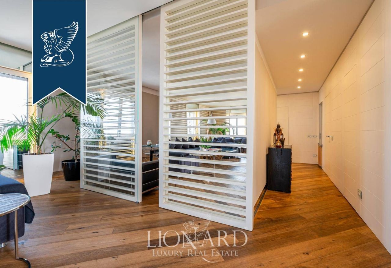 Апартаменты в Милане, Италия, 260 м² - фото 6