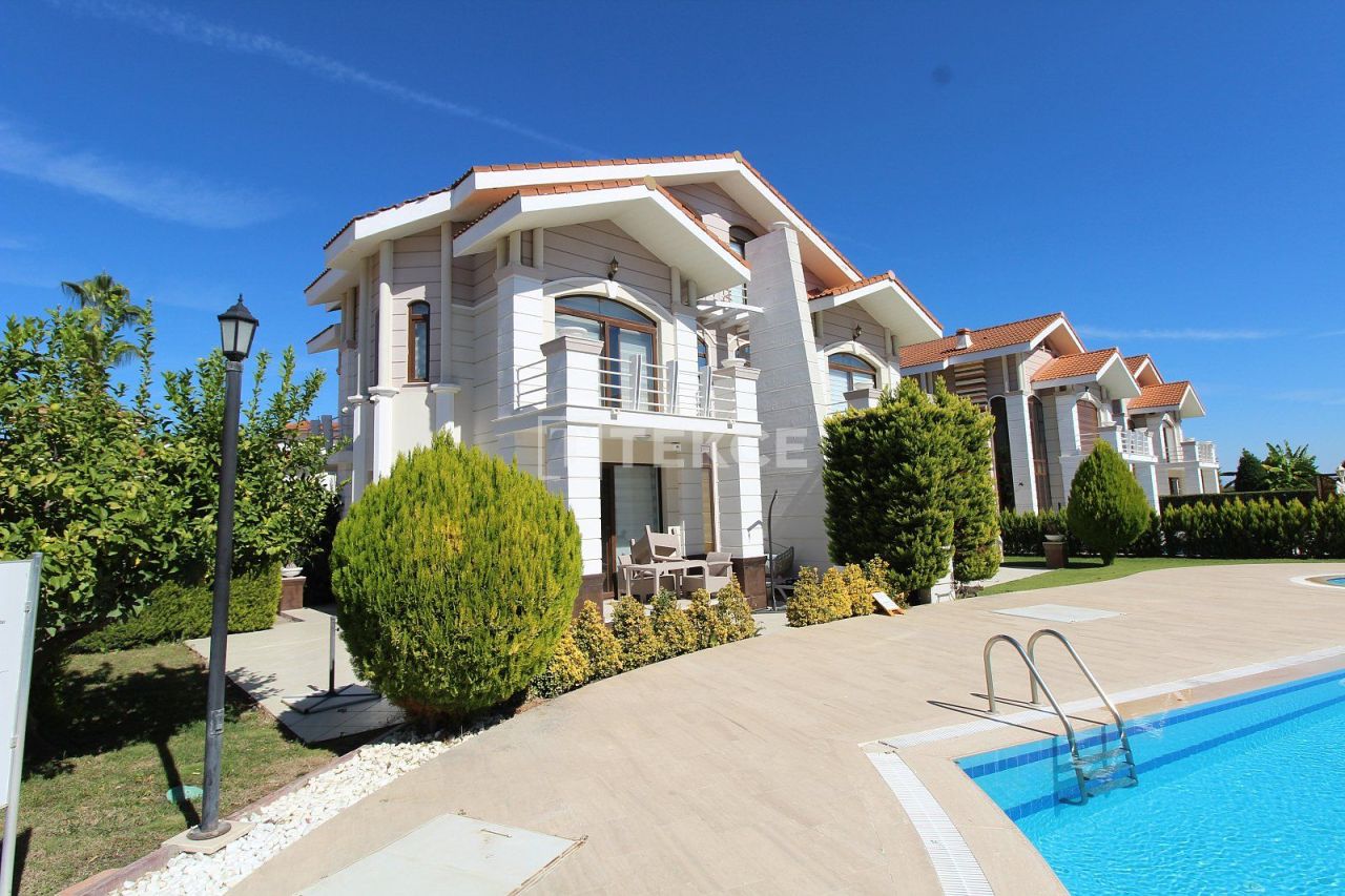Вилла в Белеке, Турция, 210 м² - фото 1