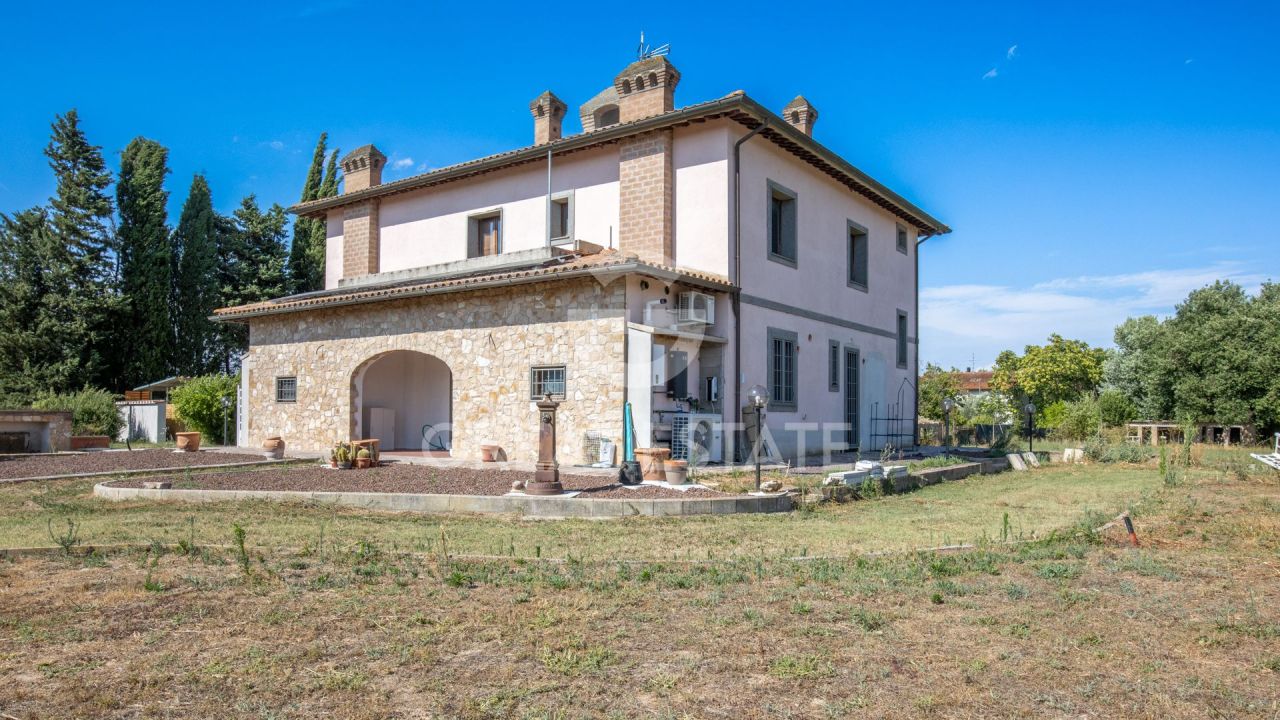 Дом в Кастильоне-дель-Лаго, Италия, 258.55 м² - фото 2