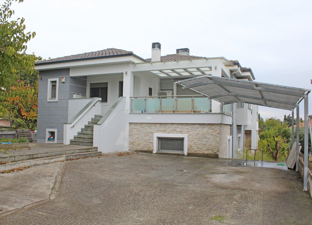 Дом в Олимпиаки-Акти, Греция, 370 м² - фото 1