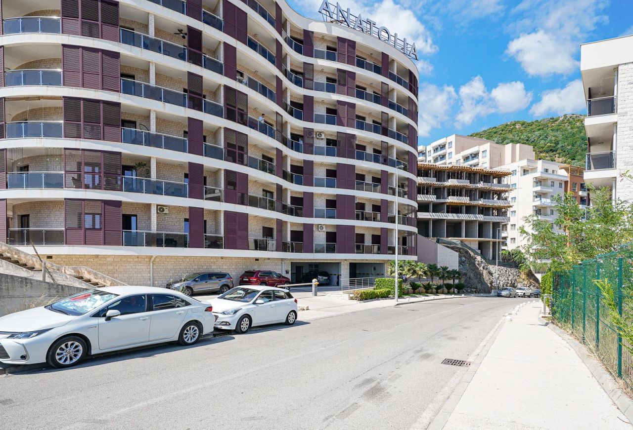 Квартира в Будве, Черногория, 45 м² - фото 1