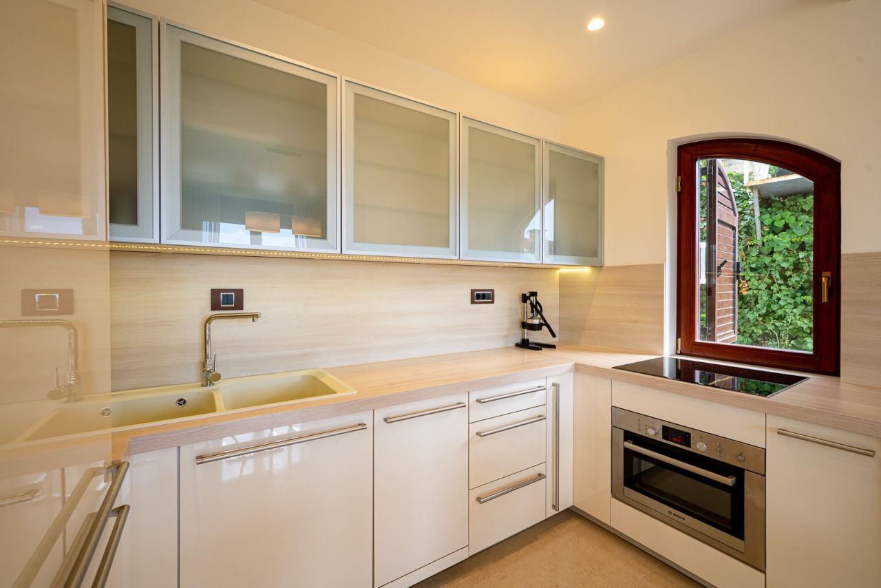 Квартира в Петроваце, Черногория, 86 м² - фото 5