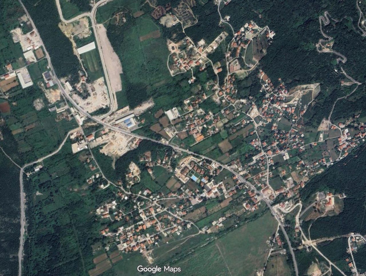 Земля в Ластве, Черногория, 362 м² - фото 1