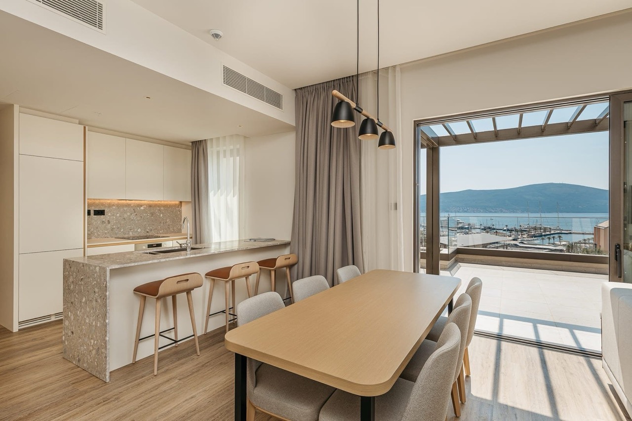 Пентхаус в Тивате, Черногория, 199 м² - фото 15