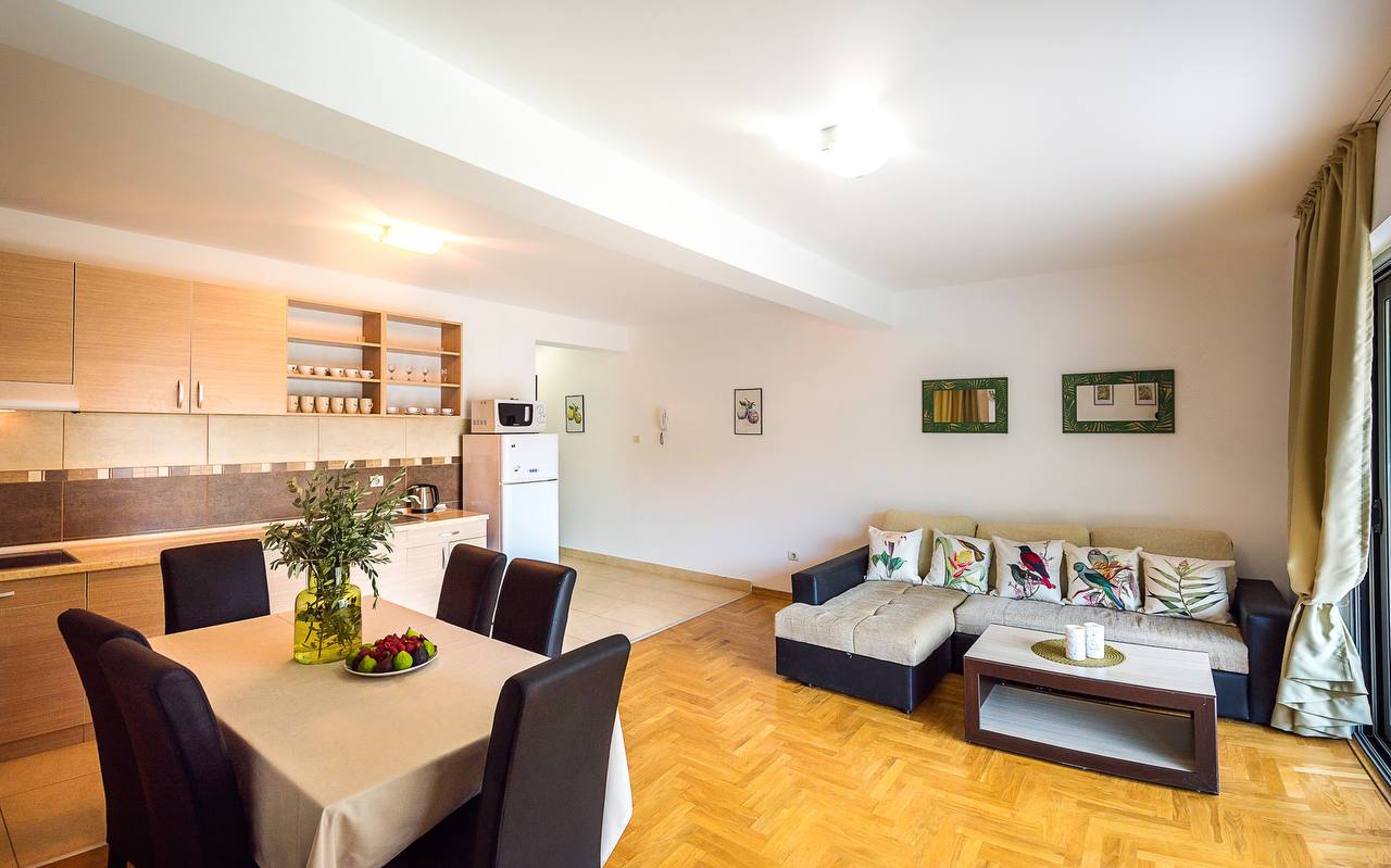 Квартира в Будве, Черногория, 85 м² - фото 2