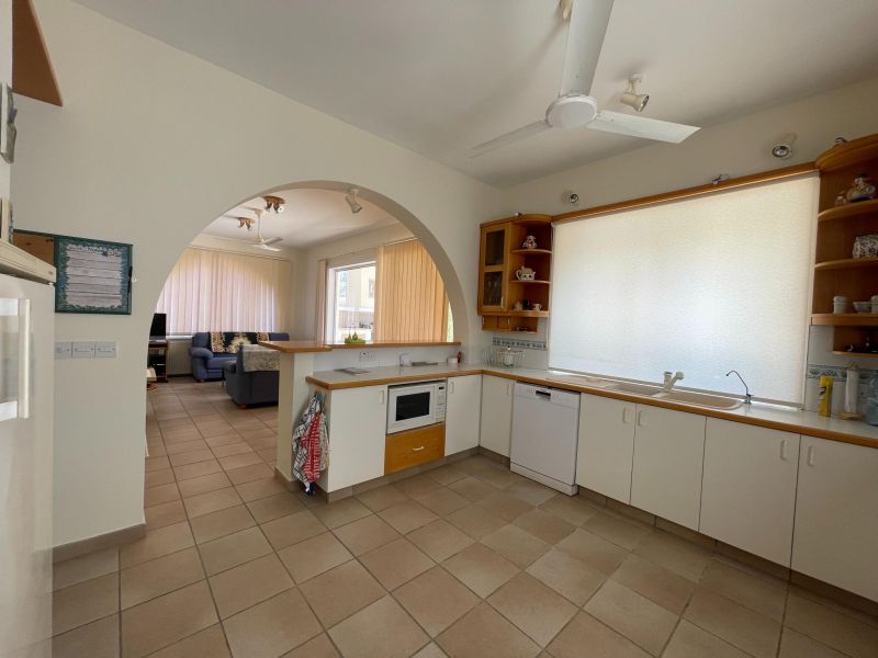 Вилла в Пафосе, Кипр, 347 м² - фото 9