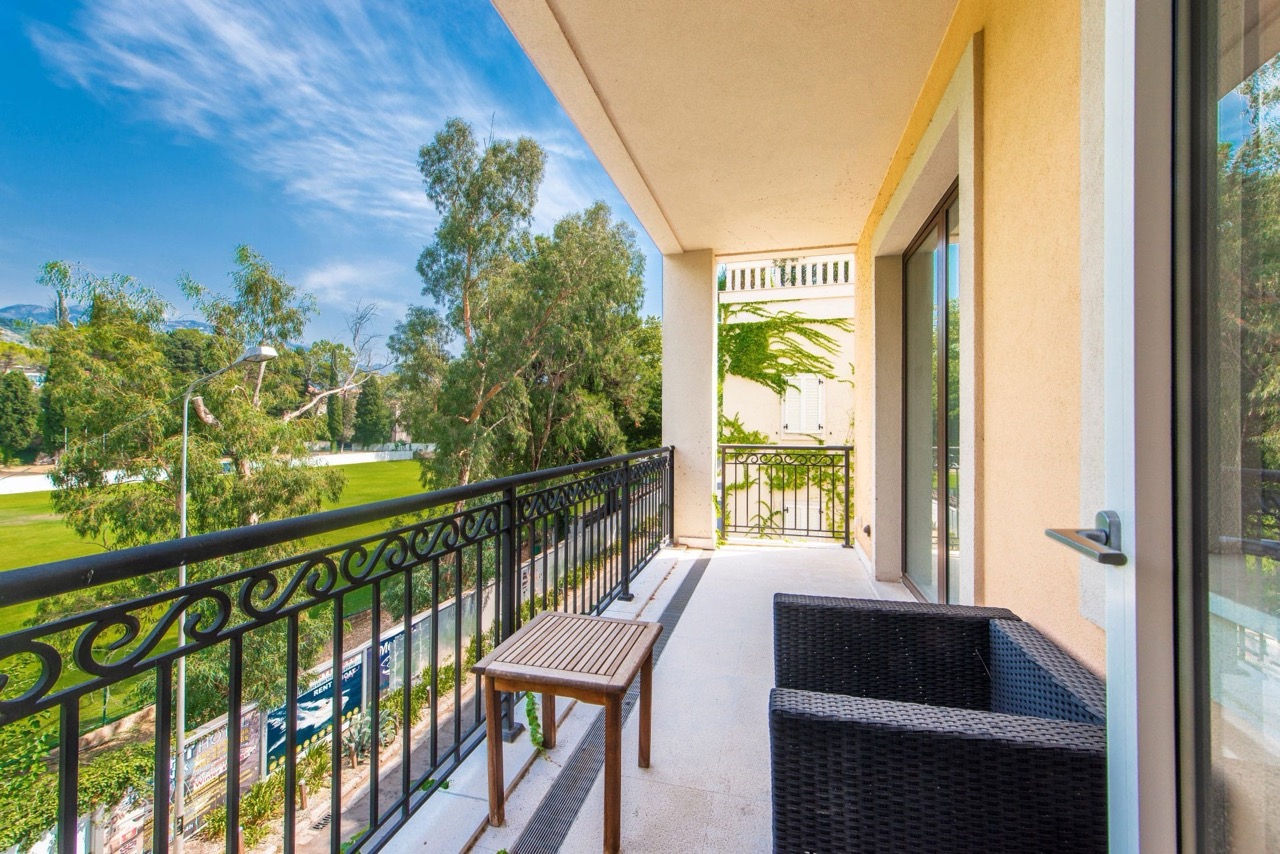 Квартира в Тивате, Черногория, 152 м² - фото 13