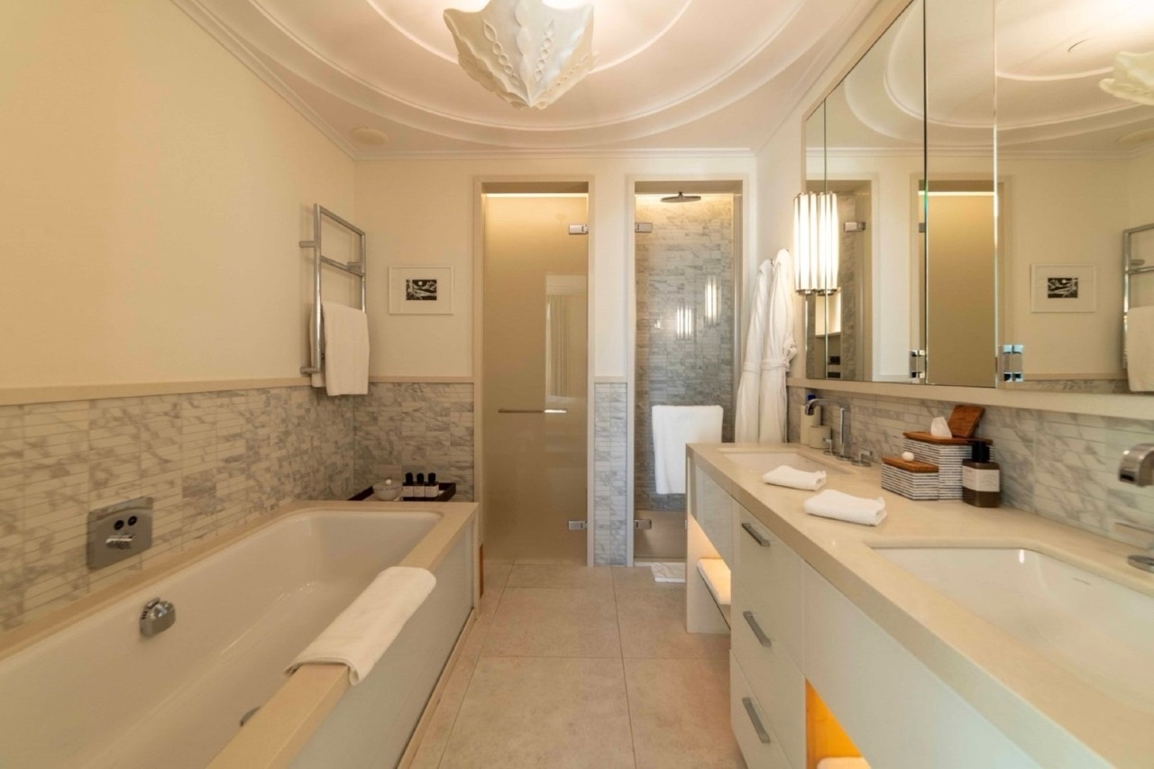 Квартира в Тивате, Черногория, 140 м² - фото 8