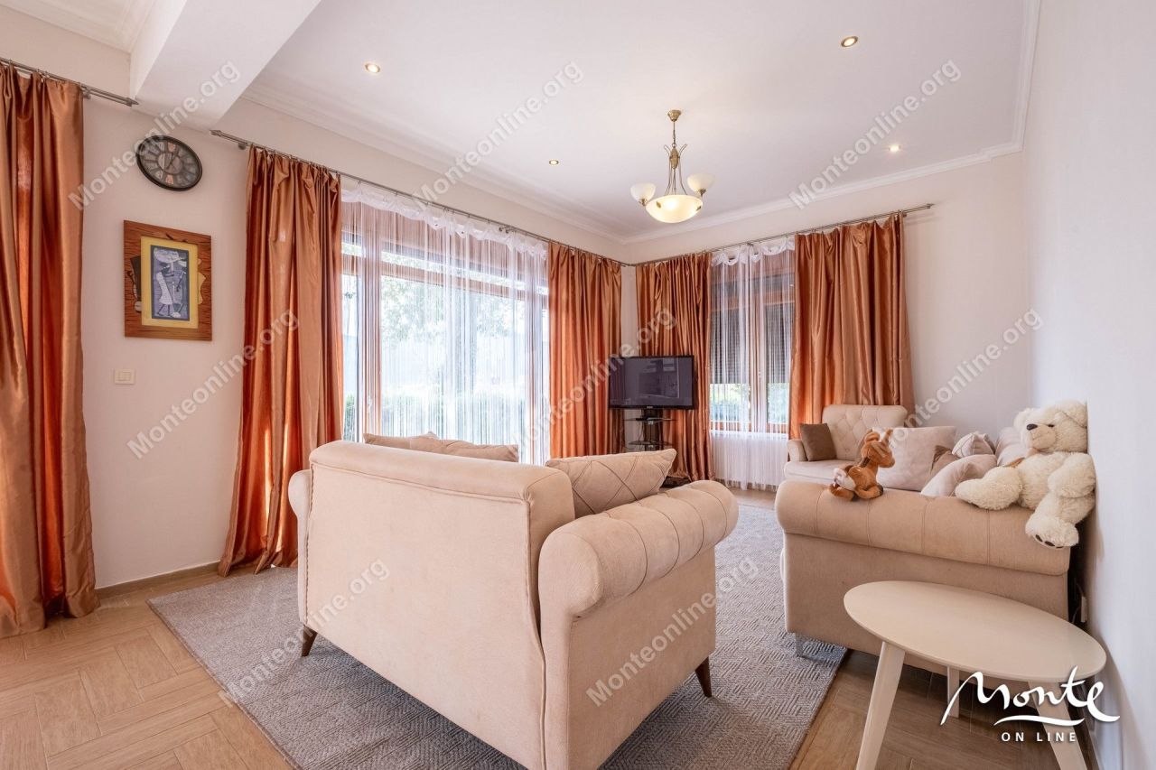 Апартаменты в Ораховаце, Черногория, 79 м² - фото 4