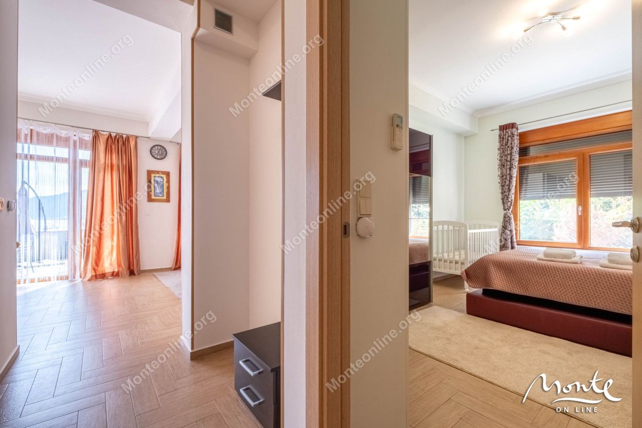 Апартаменты в Ораховаце, Черногория, 79 м² - фото 9