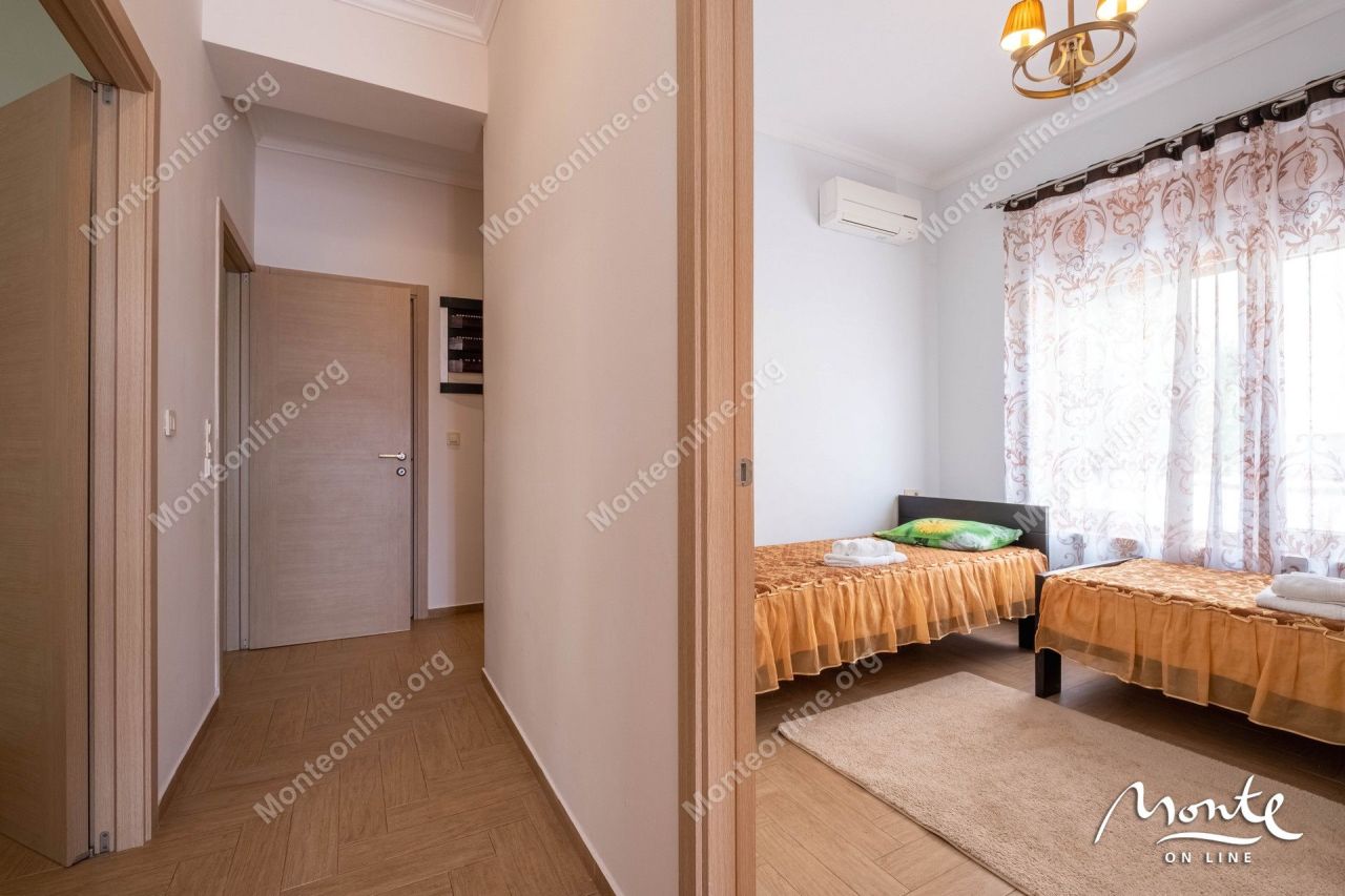 Апартаменты в Ораховаце, Черногория, 79 м² - фото 11