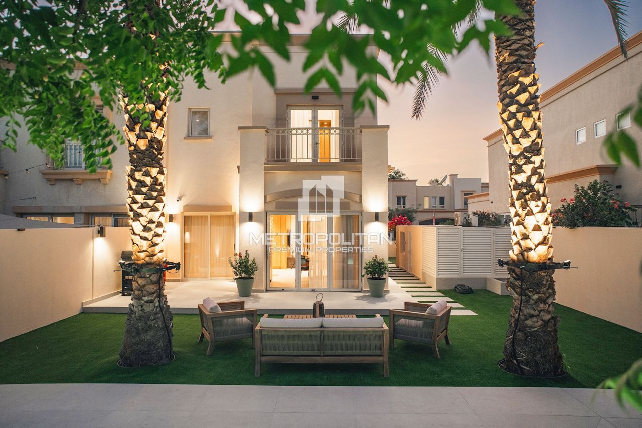 Таунхаус в Дубае, ОАЭ, 260 м² - фото 15