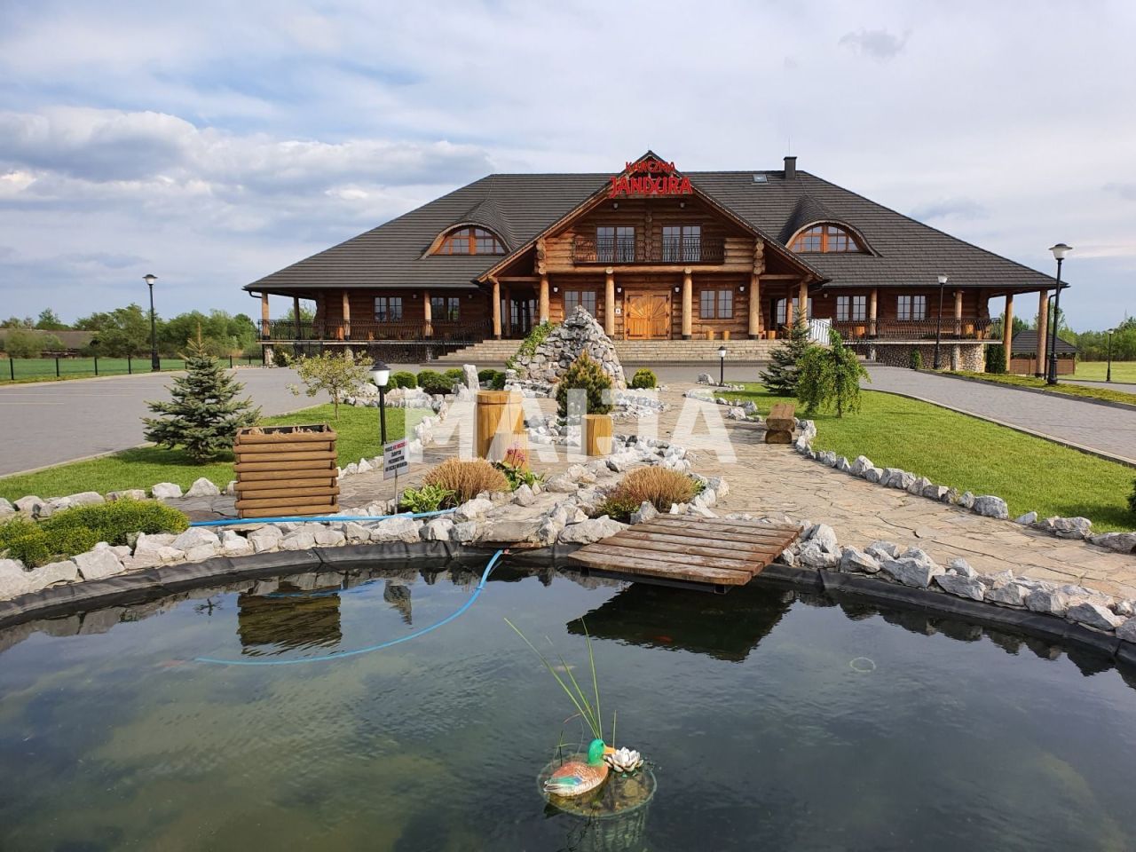 Отель, гостиница Gorzyce, Польша, 1 738 м² - фото 1