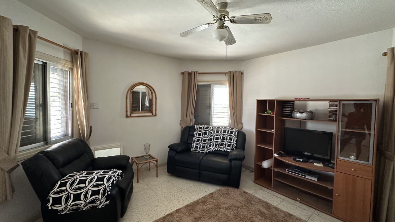 Таунхаус в Пафосе, Кипр, 65 м² - фото 2