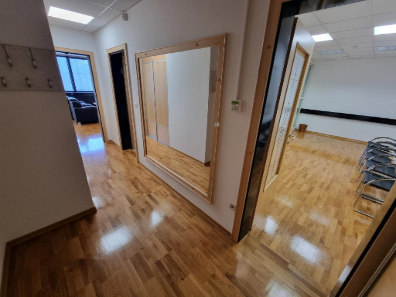 Офис в Любляне, Словения, 77 м² - фото 7