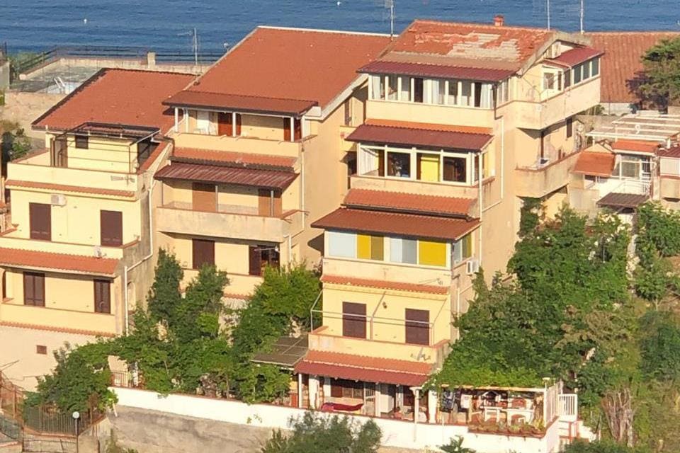 Апартаменты в Скалее, Италия, 65 м² - фото 1