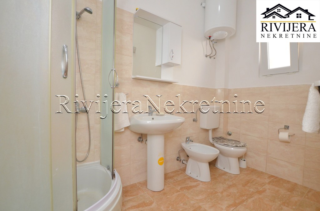 Дом в Херцег-Нови, Черногория, 141 м² - фото 15