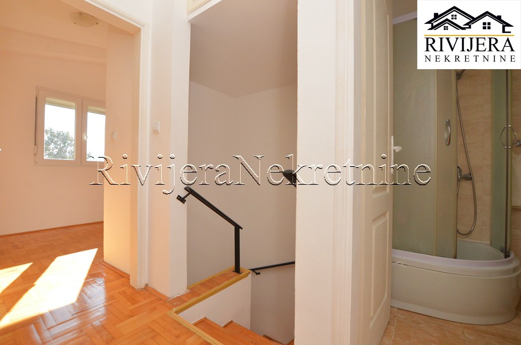 Дом в Херцег-Нови, Черногория, 141 м² - фото 10