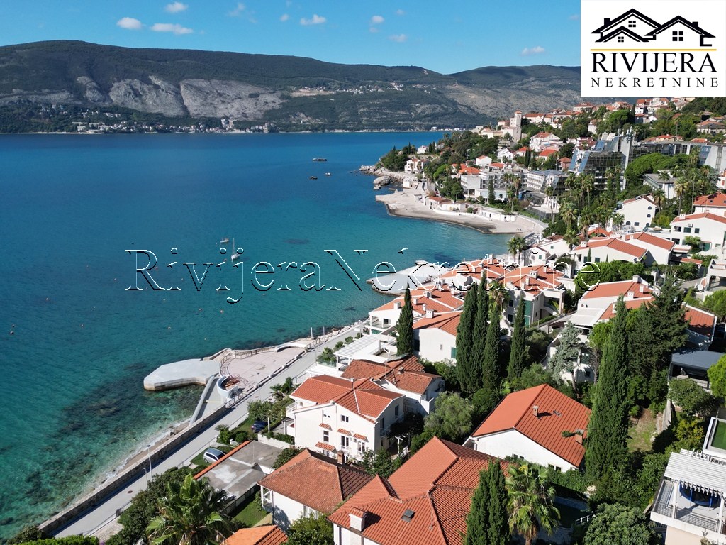 Дом в Херцег-Нови, Черногория, 141 м² - фото 4