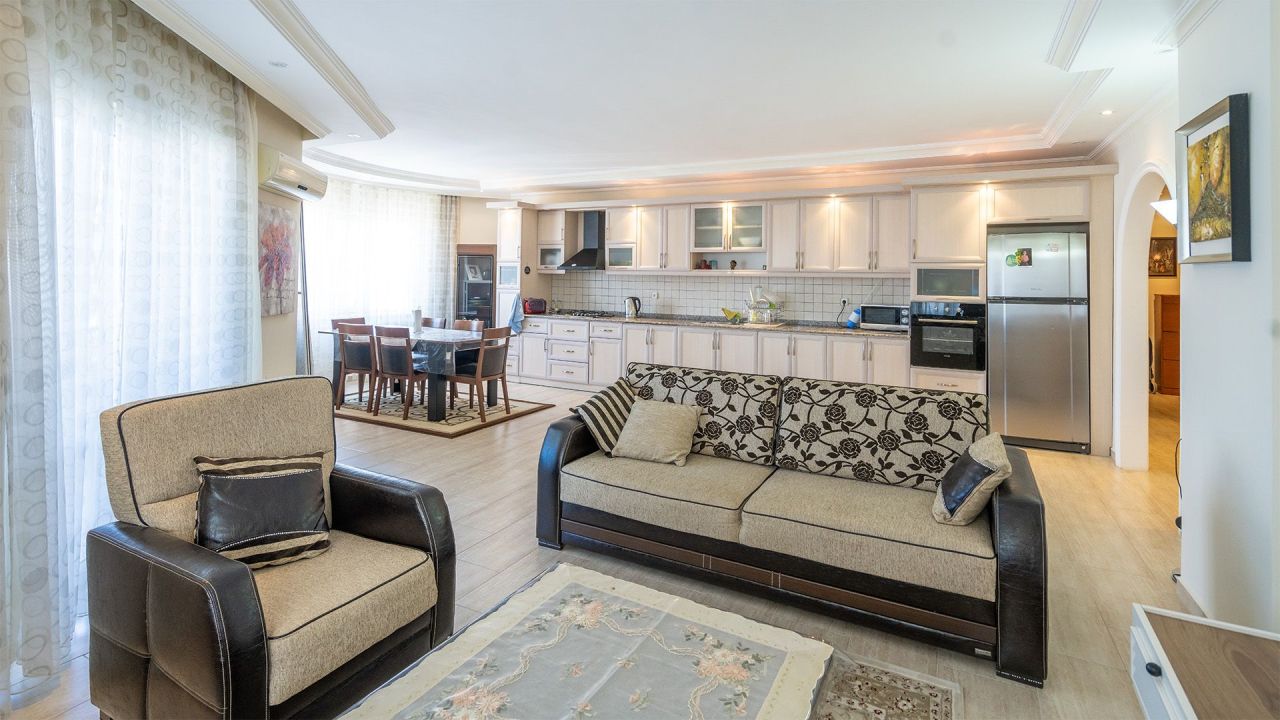 Квартира в Алании, Турция, 135 м² - фото 3