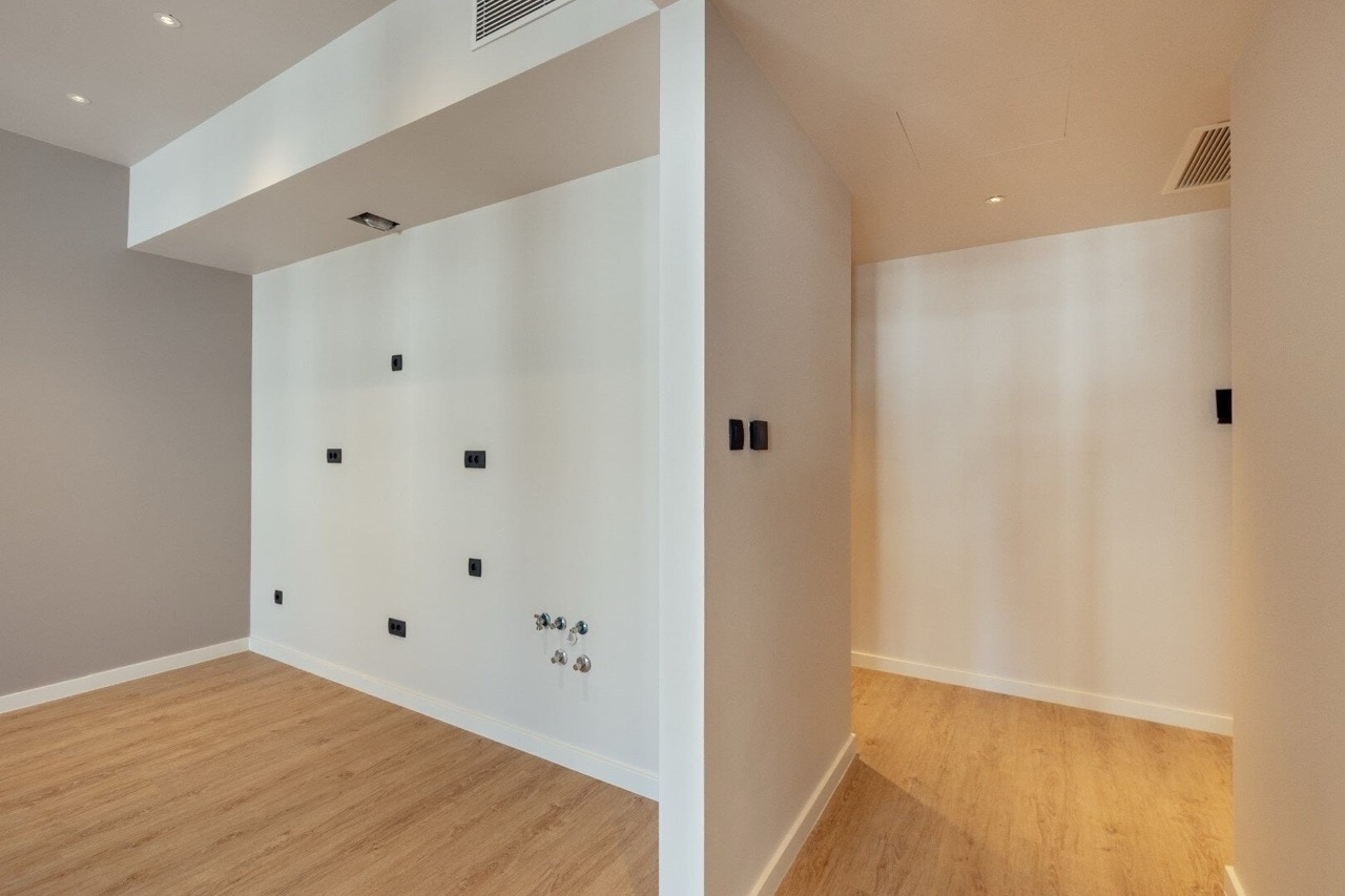 Квартира в Тивате, Черногория, 68 м² - фото 7