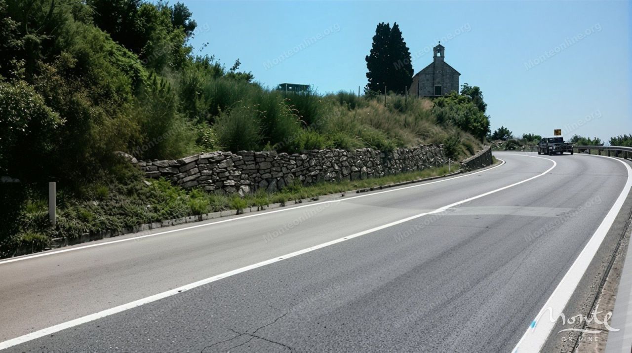 Земля в Близикуче, Черногория, 985.23 м² - фото 2