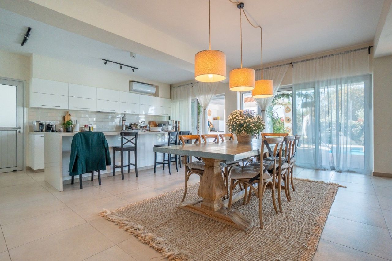 Вилла в Пафосе, Кипр, 329 м² - фото 7