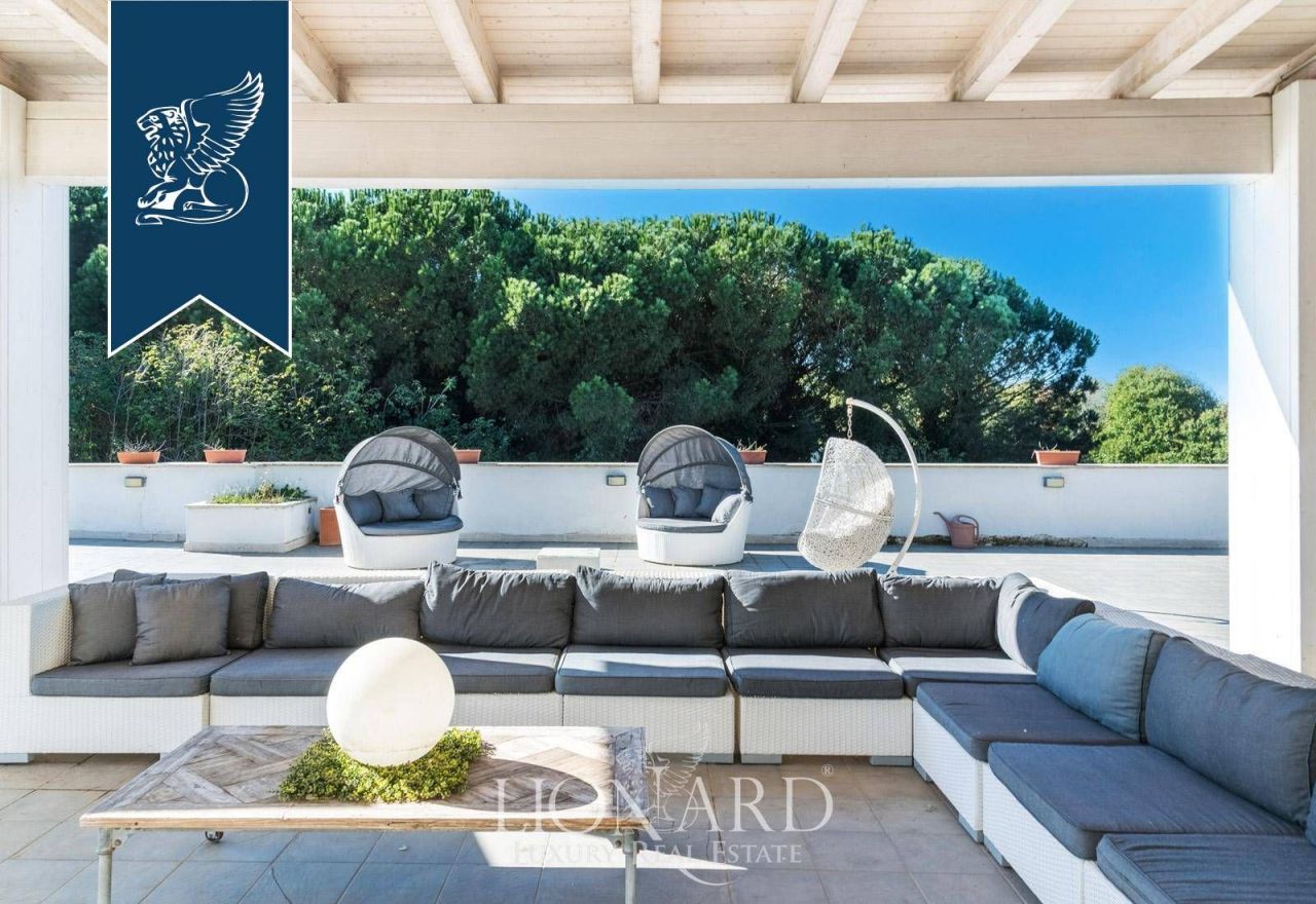 Вилла в Риме, Италия, 3 200 м² - фото 3